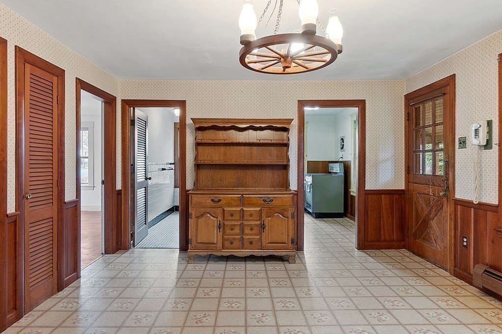 15 Lyman Road North Andover, MA 01845 - Photo 8 of 28 Gallery Image 8
