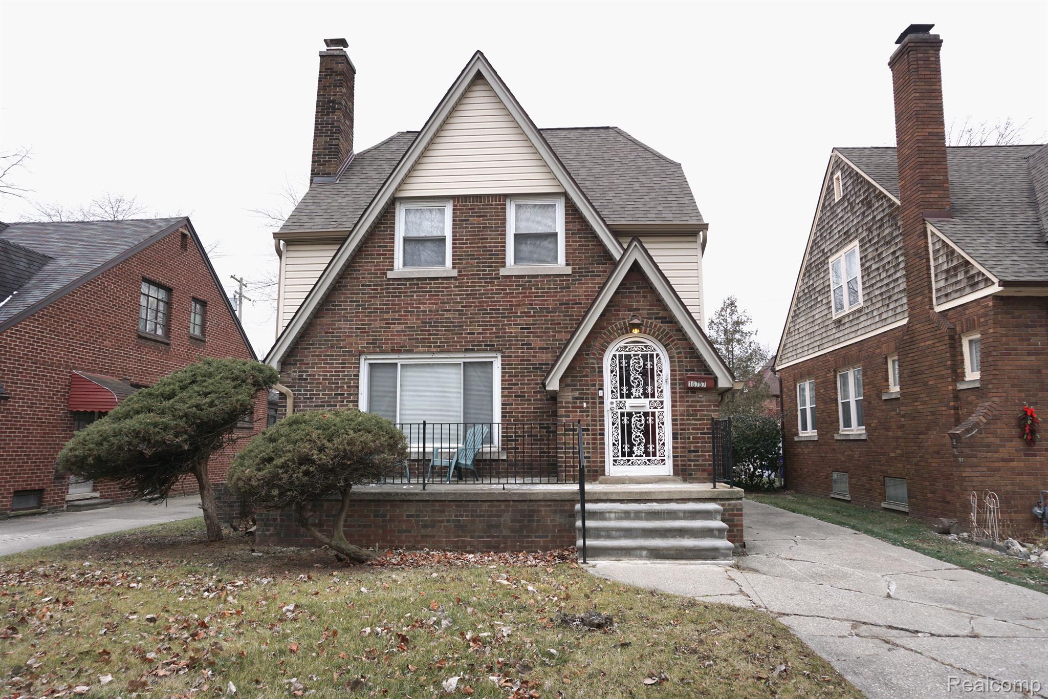 16757 Sunderland Road Detroit, MI 48219 - Photo 2 of 16 Gallery Image 2