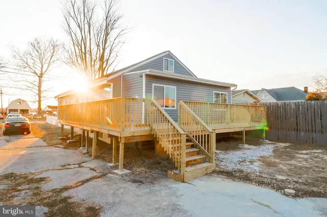 $465,000 | 315 Riverside Drive, Baltimore, MD 21221