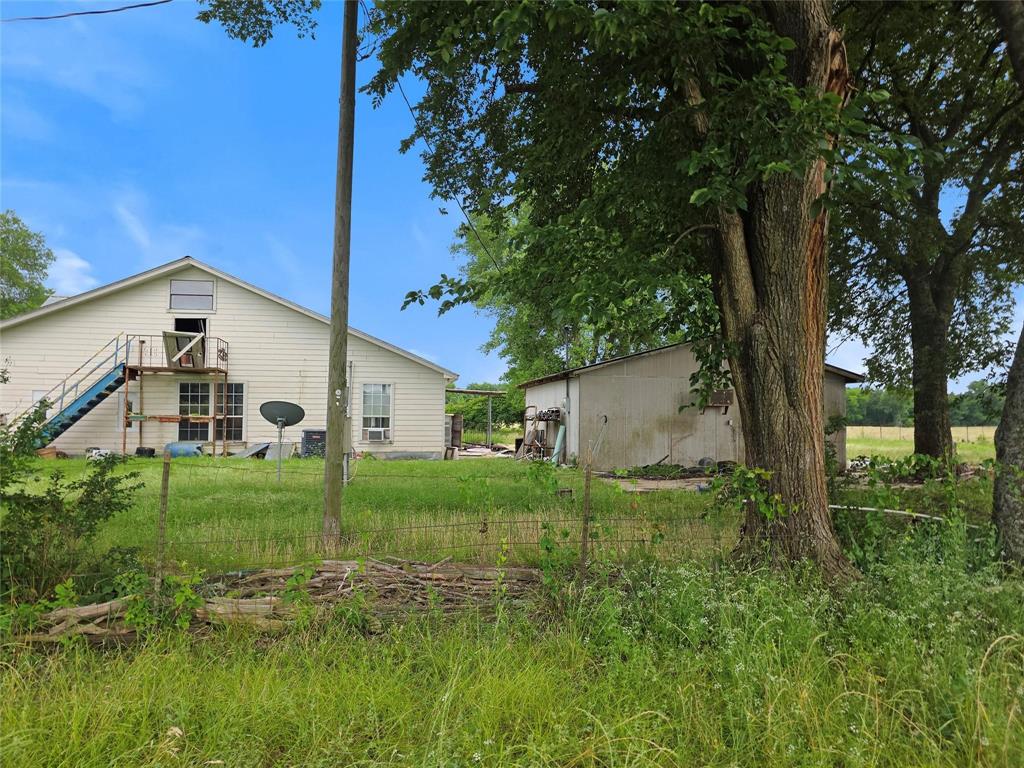 1917 County Road 1144 Point, TX 75472 - Photo 17 of 19