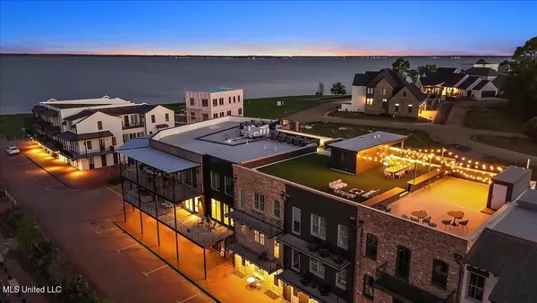 $1,078,000 | 145 Republic Street, Unit 331, Madison, MS 39110