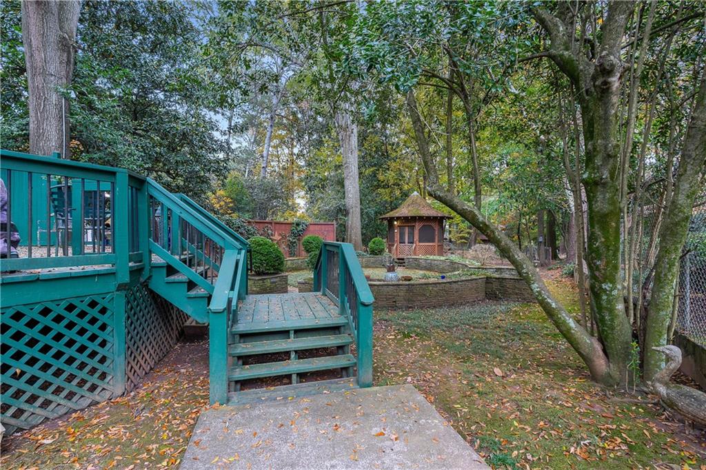 650 Pinetree Drive Decatur, GA 30030 - Photo 25 of 31