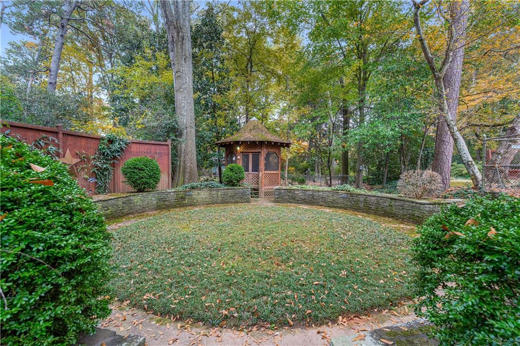 650 Pinetree Drive Decatur, GA 30030 - Photo 26 of 31