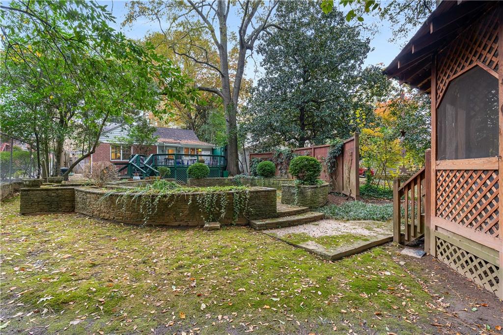 650 Pinetree Drive Decatur, GA 30030 - Photo 27 of 31