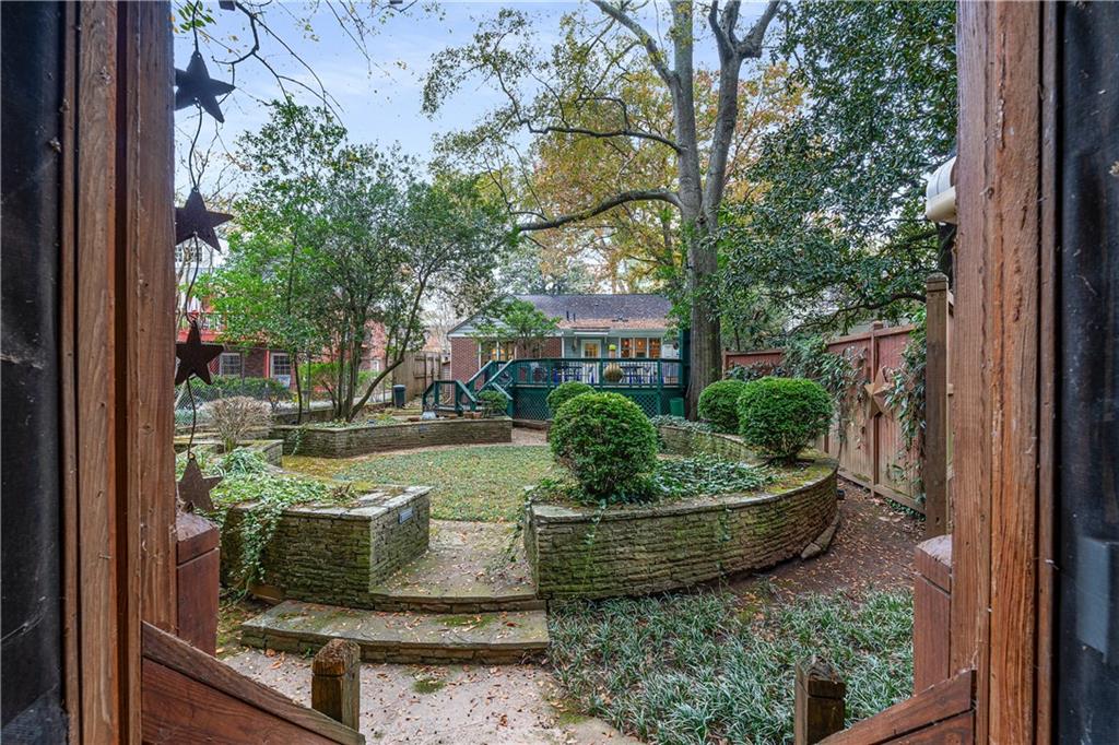 650 Pinetree Drive Decatur, GA 30030 - Photo 29 of 31