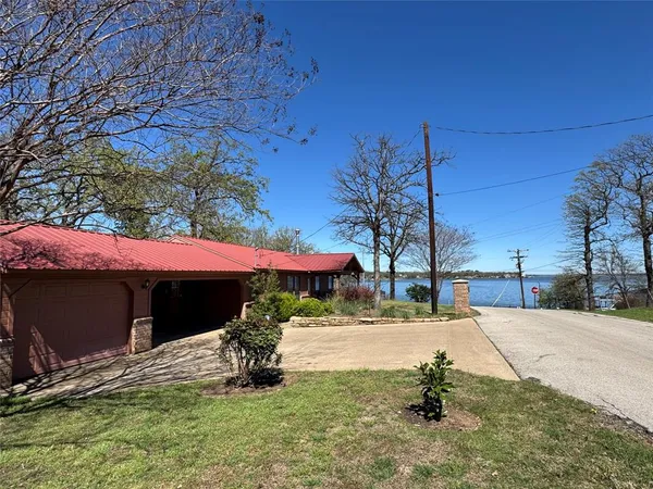 $348,000 | 1128 Doe Run Road, Tool, TX 75143