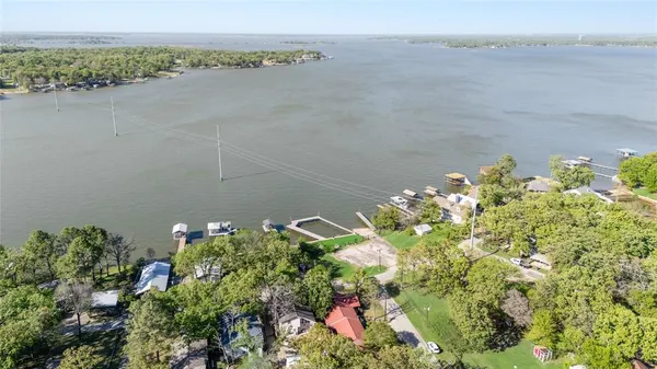 $348,000 | 1128 Doe Run Road, Tool, TX 75143