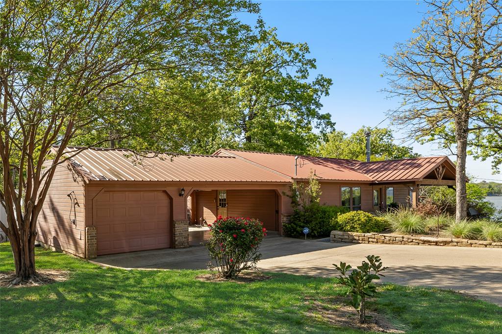 1128 Doe Run Road Tool, TX 75143 - Photo 25 of 33