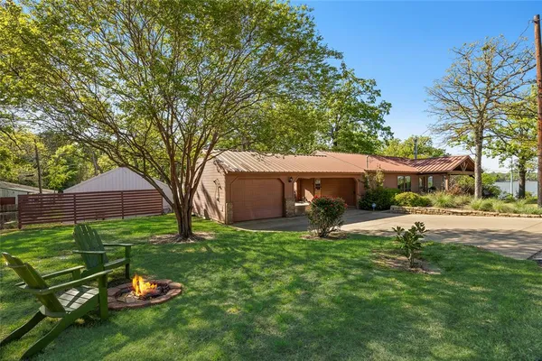 $348,000 | 1128 Doe Run Road, Tool, TX 75143