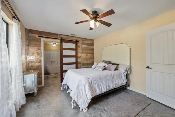 $348,000 | 1128 Doe Run Road, Tool, TX 75143