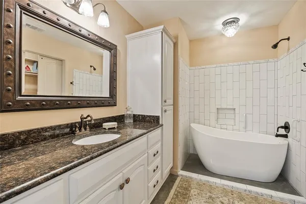 $348,000 | 1128 Doe Run Road, Tool, TX 75143