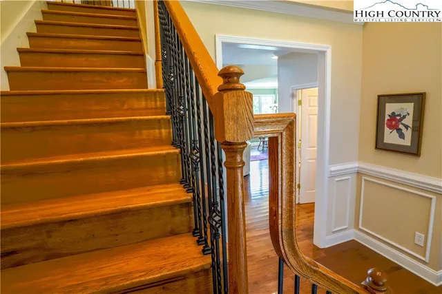 $999,000 | 123 Laura Avenue, West Jefferson, NC 28694