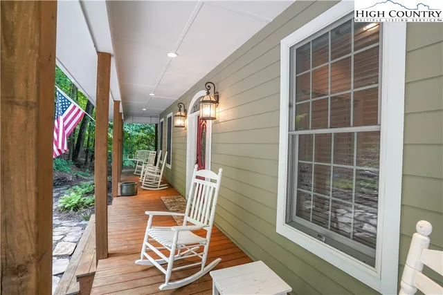 $999,000 | 123 Laura Avenue, West Jefferson, NC 28694