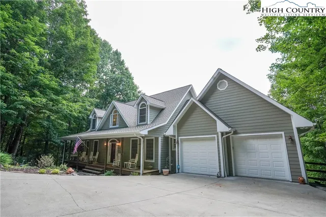 $999,000 | 123 Laura Avenue, West Jefferson, NC 28694