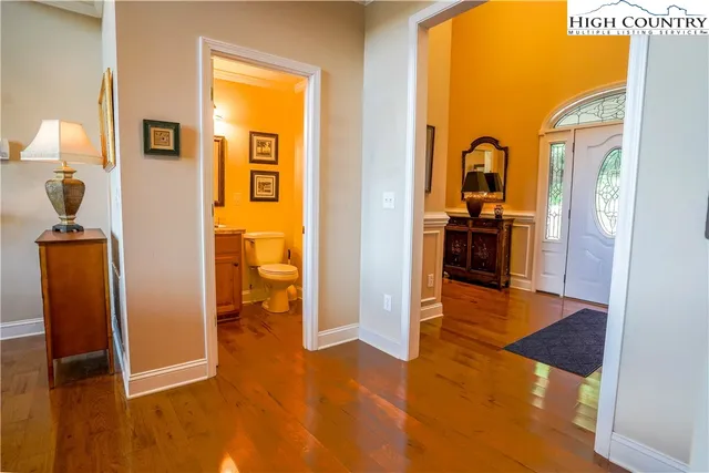 $999,000 | 123 Laura Avenue, West Jefferson, NC 28694