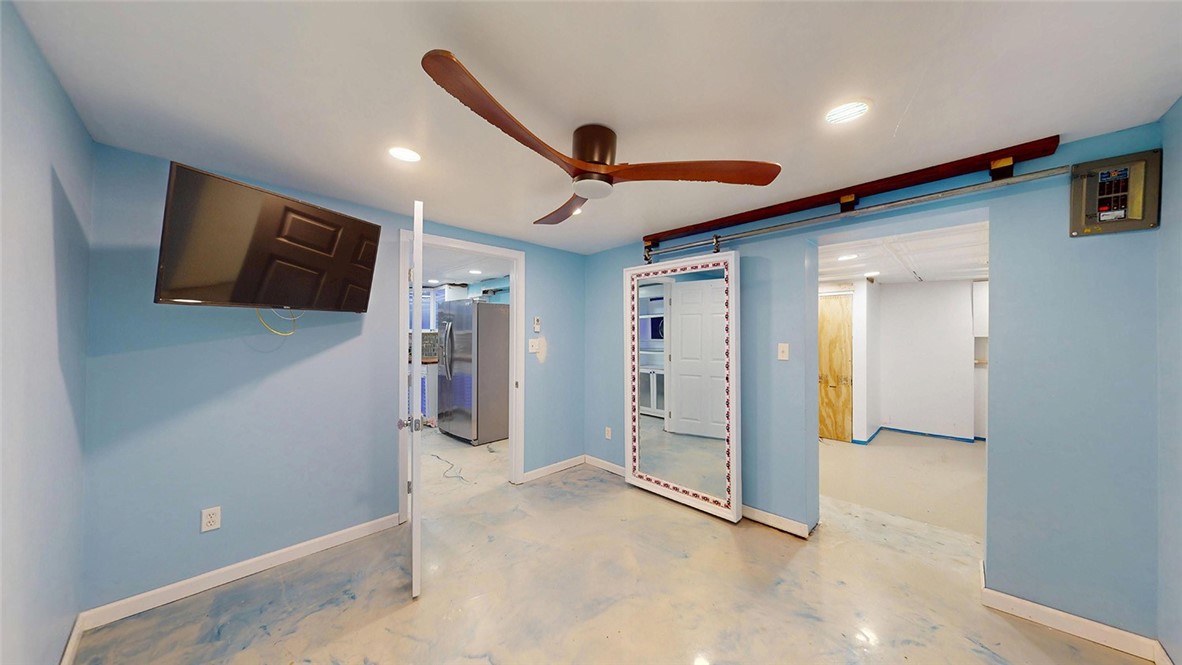 398 Great Road Lincoln, RI 02865 - Photo 27 of 36