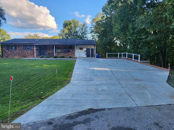 $4,500 | 12612 Deoudes Road, Boyds, MD 20841