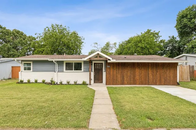 $330,000 | 1721 Del Rancho Drive, Irving, TX 75061