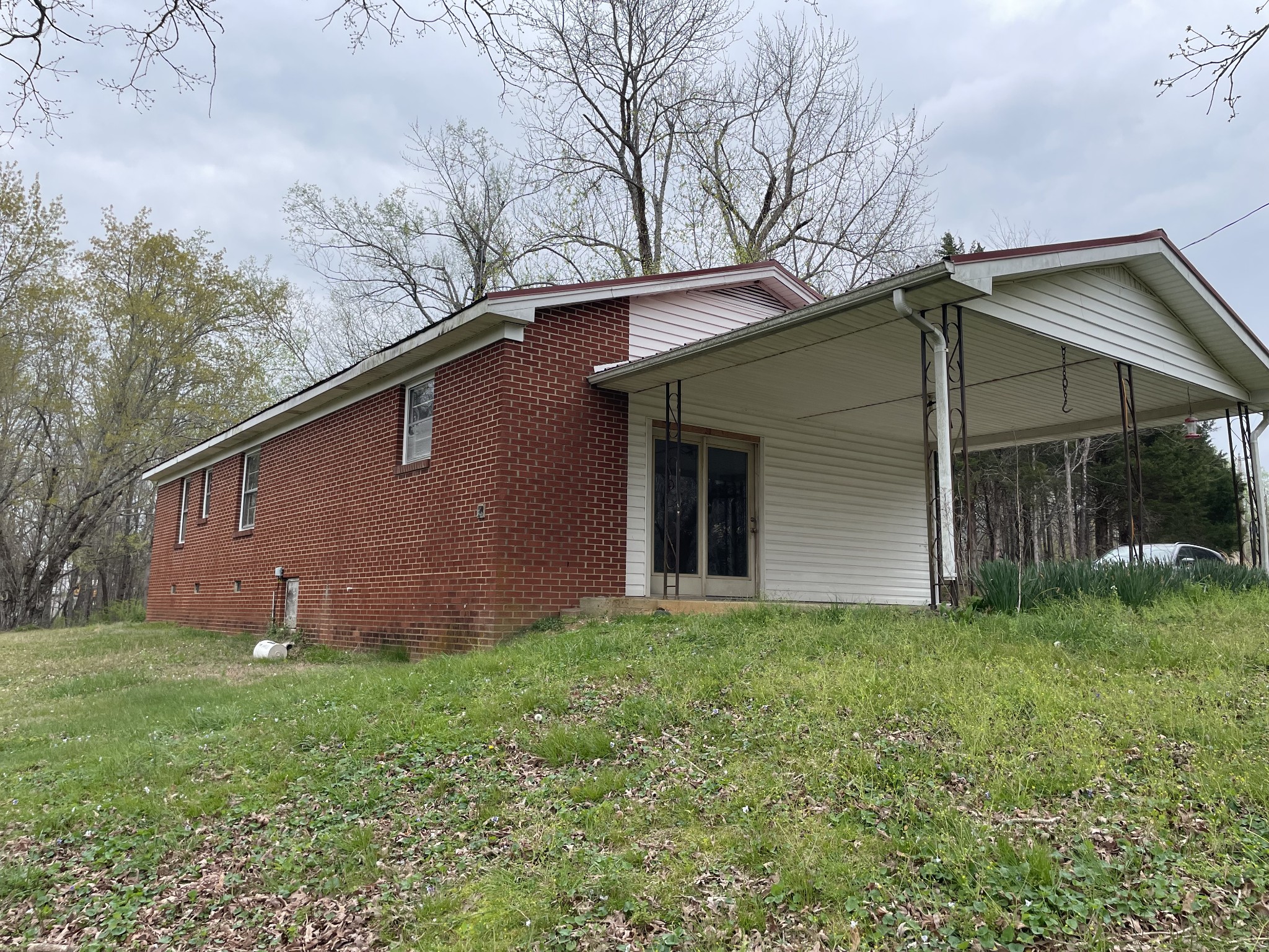 775 Union Ridge Road Wartrace, TN 37183 - Photo 3 of 20 a backyard of a house with lots of green space