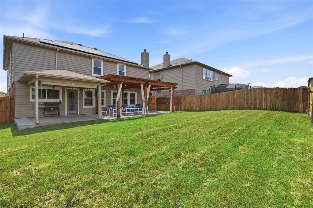 14037 Fontana Road Fort Worth, TX 76262 - Photo 37 of 40