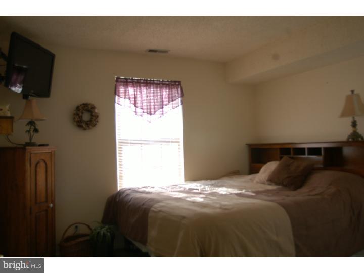 308 Hunters Road Logan Township, NJ 08085 - Photo 17 of 24 Master Bedroom