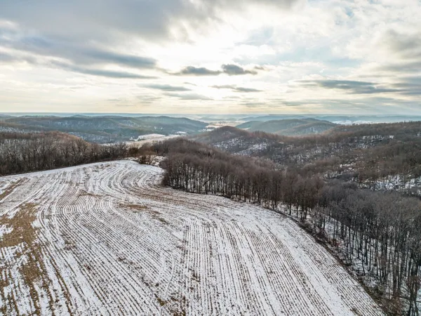 $1,200,000 | 0 Bennett Lane, Richland Center, WI 53581