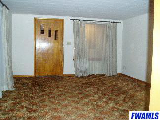2119 Riverside Drive Huntington, IN 46750 - Photo 4 of 10 Gallery Image 4