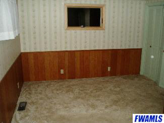 2119 Riverside Drive Huntington, IN 46750 - Photo 7 of 10 Gallery Image 7