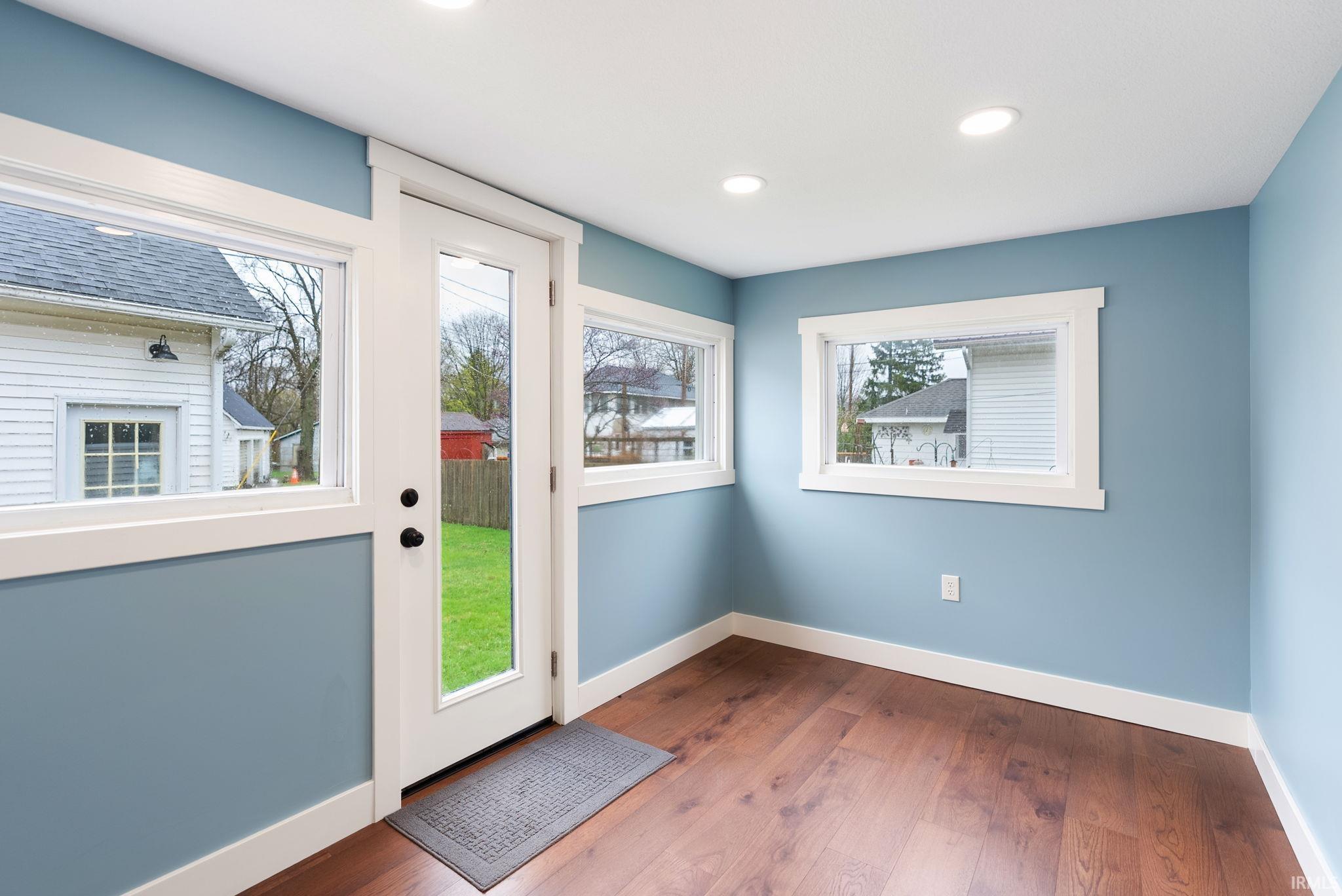 323 South 1st Street Decatur, IN 46733 - Photo 20 of 36