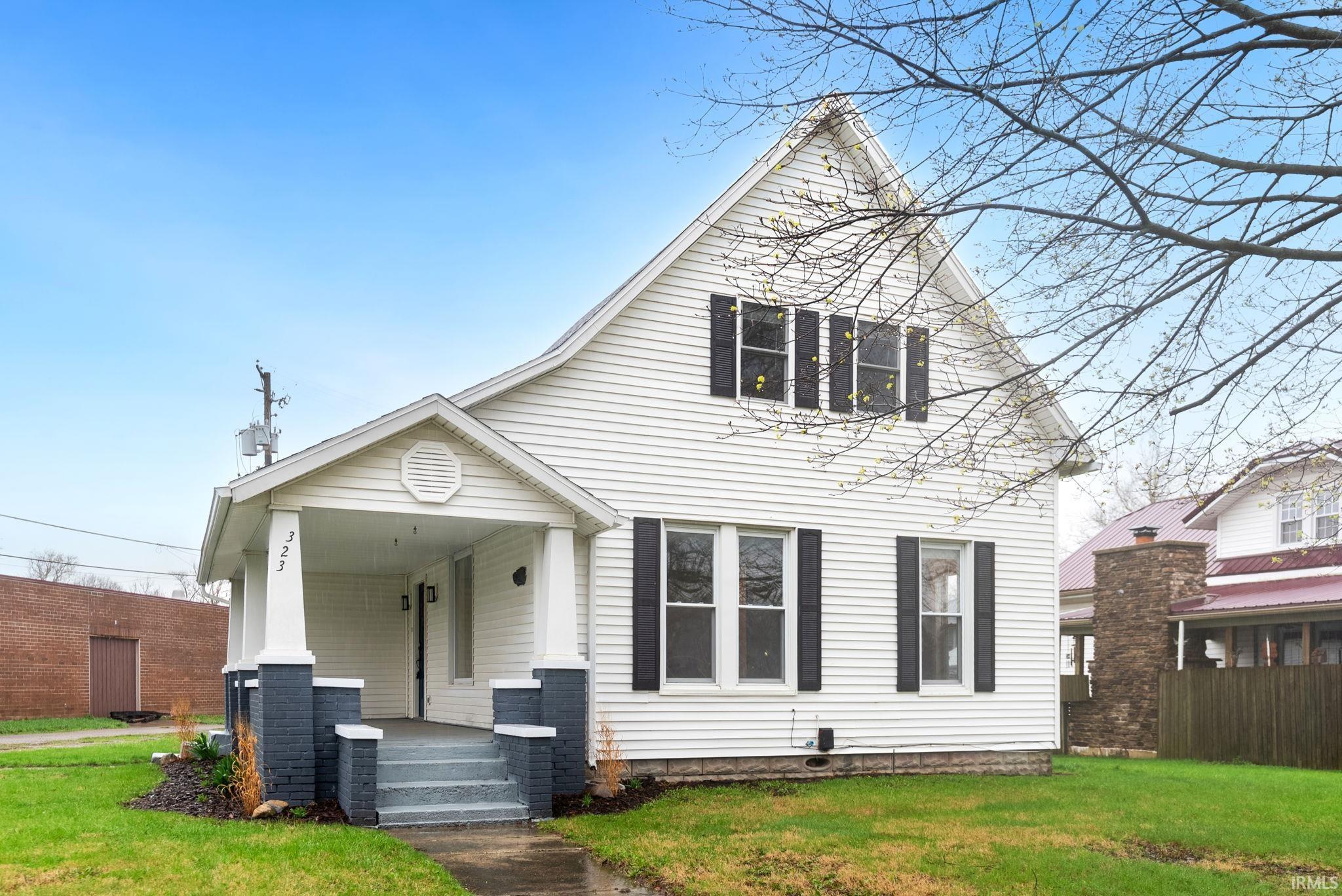 323 South 1st Street Decatur, IN 46733 - Photo 3 of 36