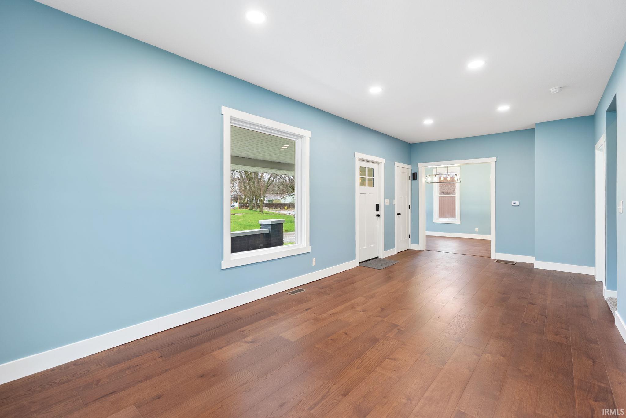 323 South 1st Street Decatur, IN 46733 - Photo 7 of 36