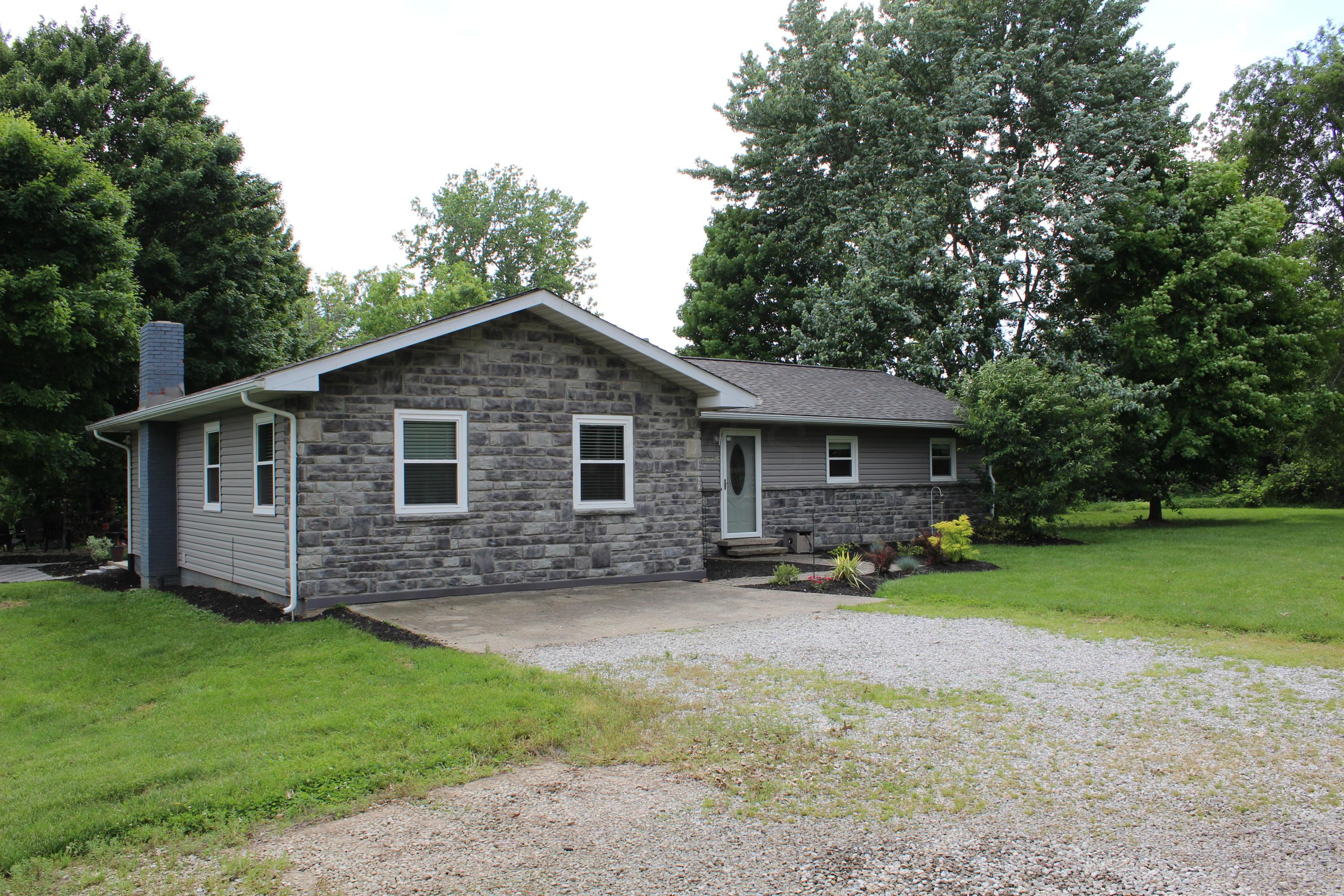4539 Blacks Road Southwest Pataskala, OH 43062 - Photo 1 of 43
