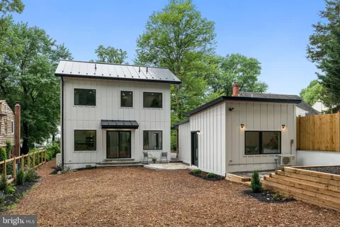 $1,295,000 | 906 Wade Avenue, Rockville, MD 20851