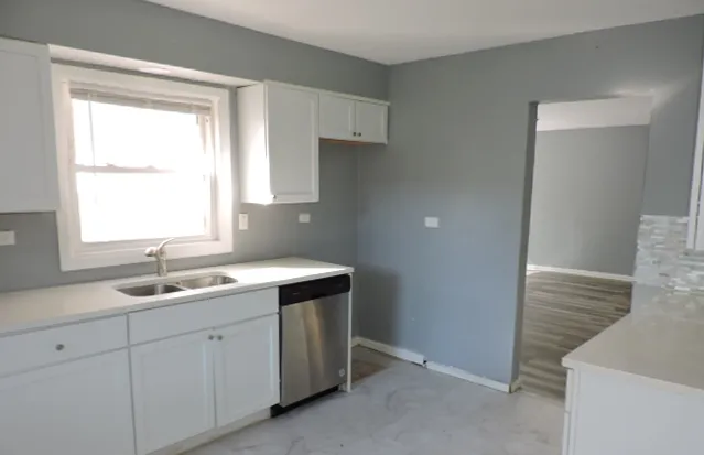 $99,900 | 15403 Dorchester Avenue, Dolton, IL 60419