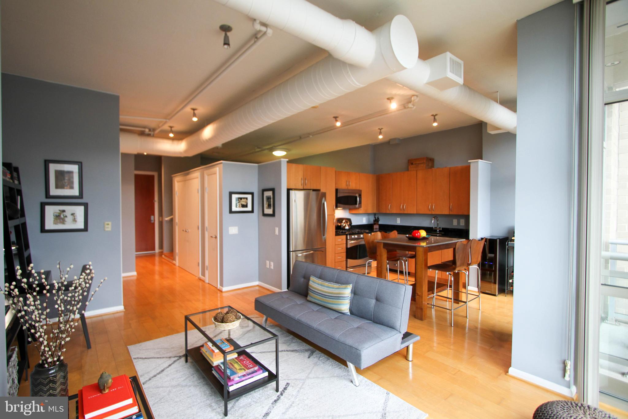 811 4th Street Northwest, Unit 814 Washington, DC 20001 - Photo 17 of 17 Open space floor plan lives large!