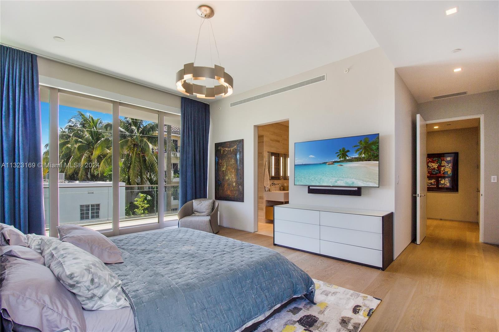 311 Meridian Avenue, Unit 301 Miami Beach, FL 33139 - Photo 17 of 37