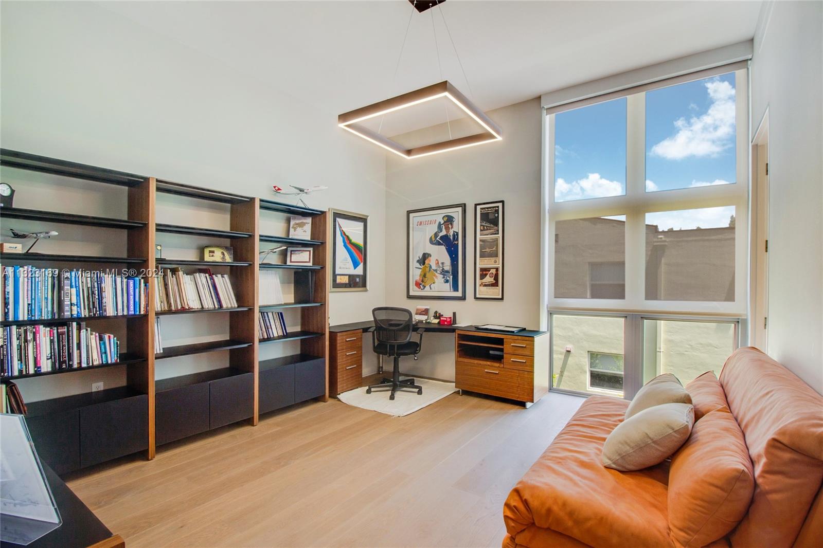 311 Meridian Avenue, Unit 301 Miami Beach, FL 33139 - Photo 27 of 37