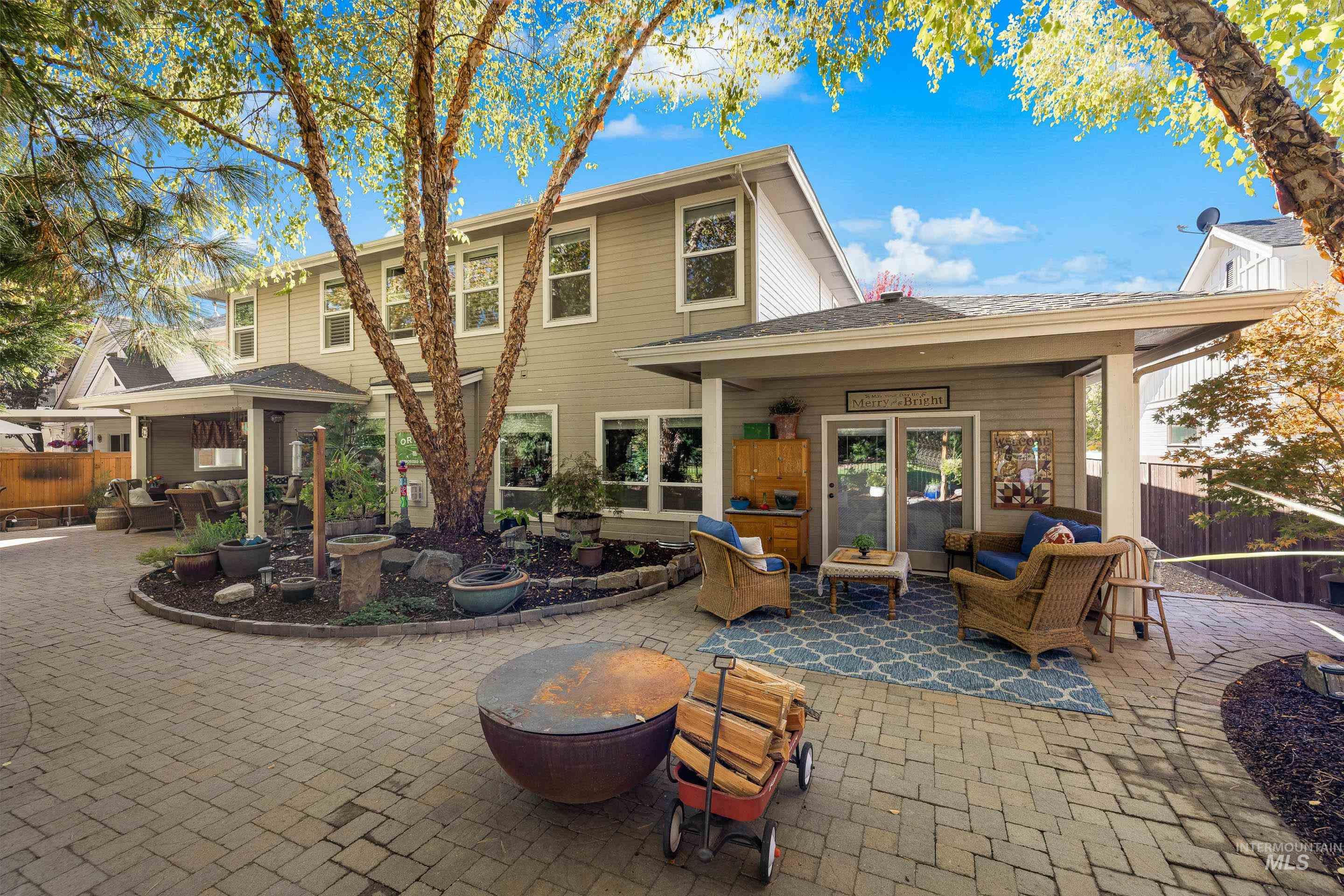 836 West Colbert Street Meridian, ID 83646 - Photo 37 of 45 Rear view of house with an outdoor hangout area and a patio