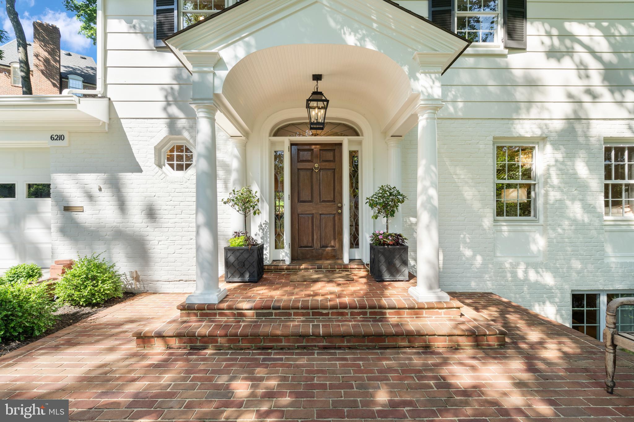 6210 Foxcroft Road Alexandria, VA 22307 - Photo 6 of 45 Gallery Image 6