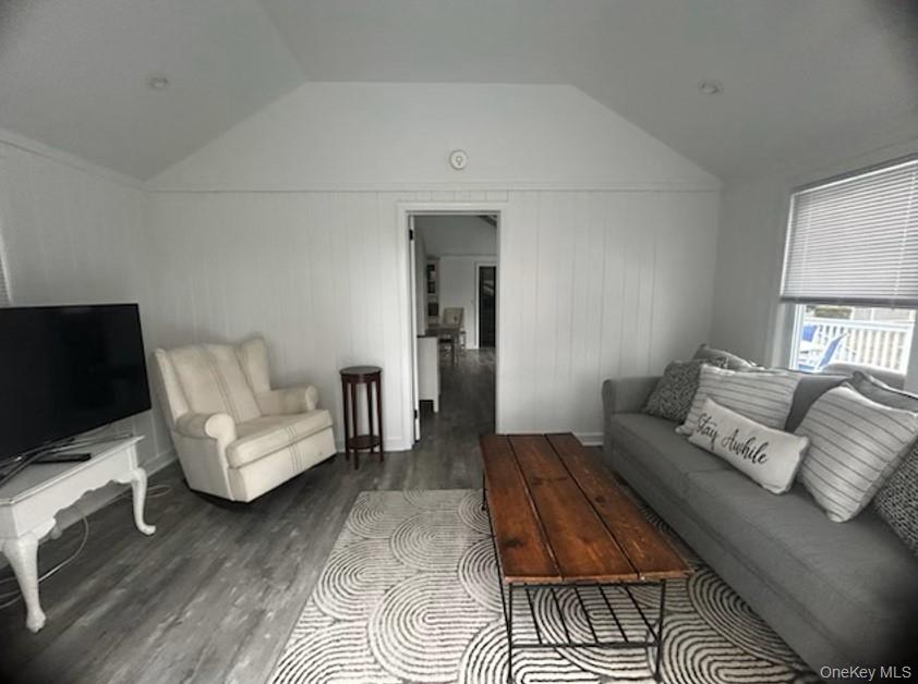 245 Springville Road Hampton Bays, NY 11946 - Photo 3 of 9