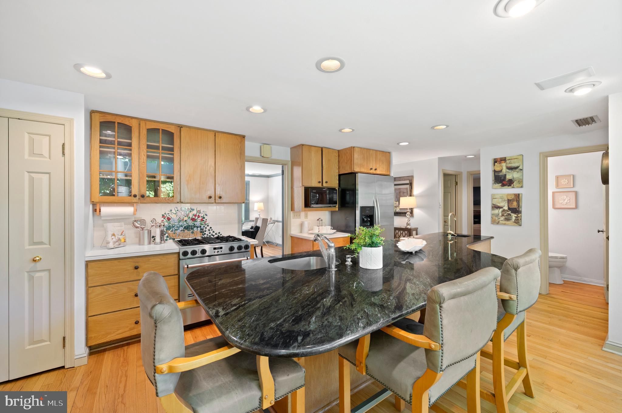 530 Bair Road Berwyn, PA 19312 - Photo 7 of 34 Kitchen provides an Oversized Island