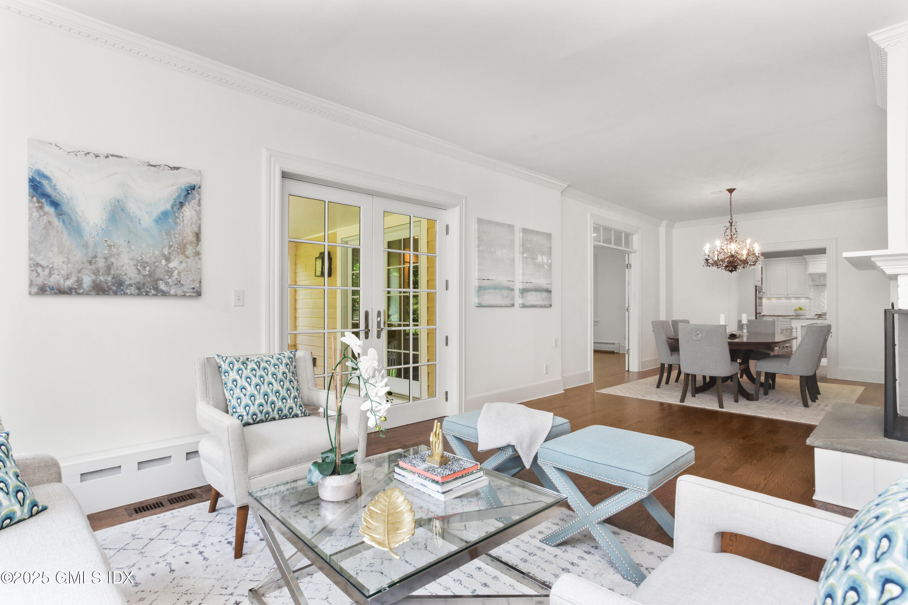 29 Weston Hill Road Riverside, CT 06878 - Photo 18 of 23 a living room with furniture and a large window
