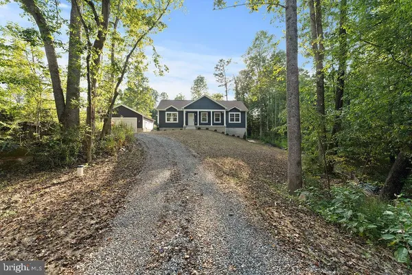 $499,800 | 95 Woodland Shores Drive, Louisa, VA 23093