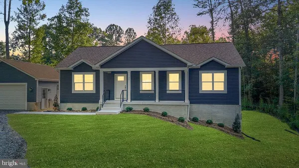 $499,800 | 95 Woodland Shores Drive, Louisa, VA 23093