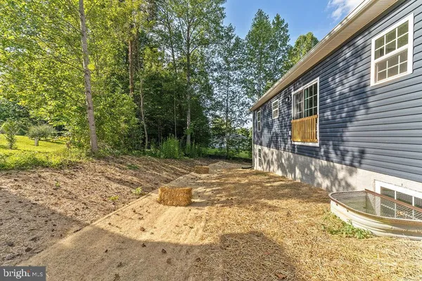 $499,800 | 95 Woodland Shores Drive, Louisa, VA 23093