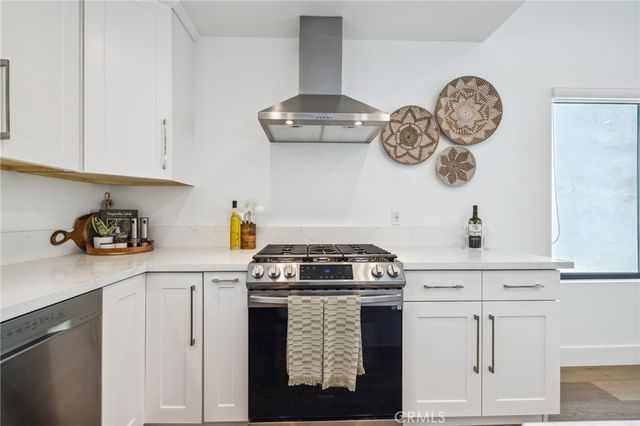 $1,689,999 | 6521 Homewood Avenue, Los Angeles, CA 90028