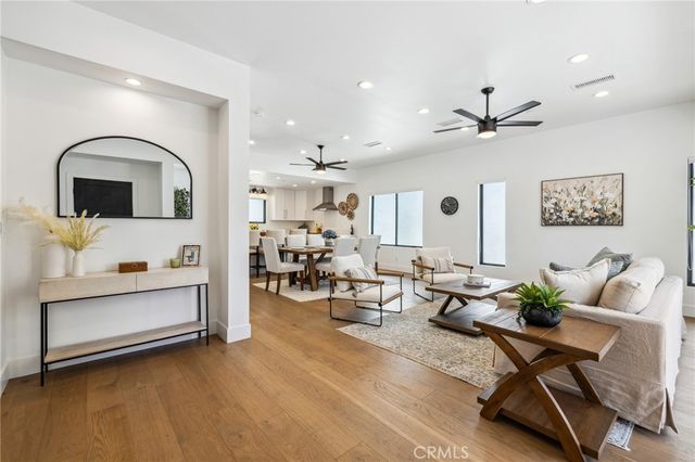 $1,689,999 | 6521 Homewood Avenue, Los Angeles, CA 90028