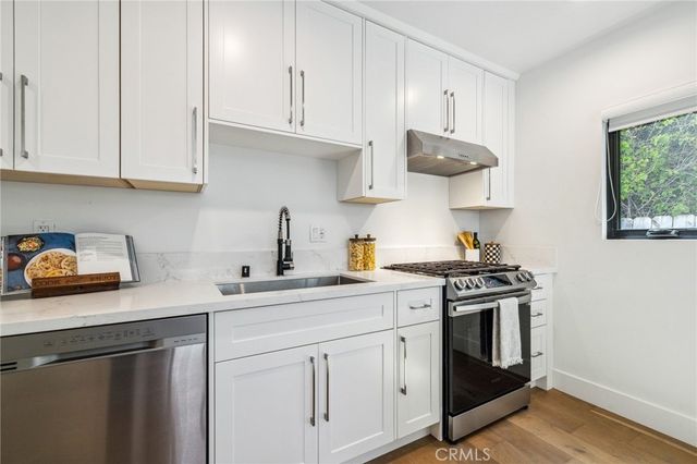 $1,689,999 | 6521 Homewood Avenue, Los Angeles, CA 90028