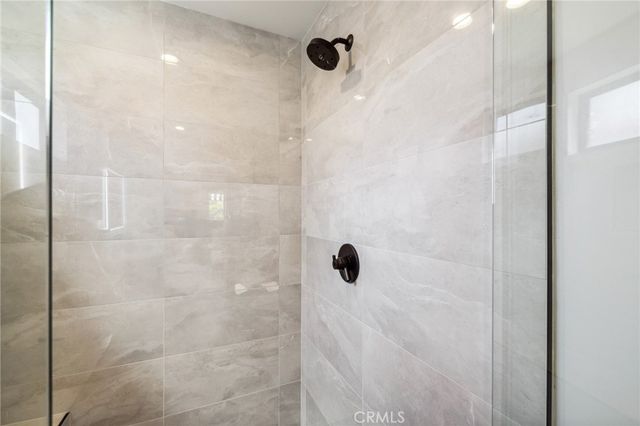 $1,689,999 | 6521 Homewood Avenue, Los Angeles, CA 90028