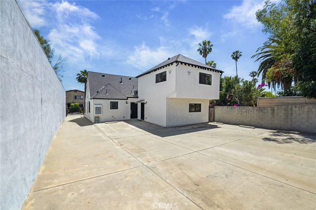 $1,689,999 | 6521 Homewood Avenue, Los Angeles, CA 90028